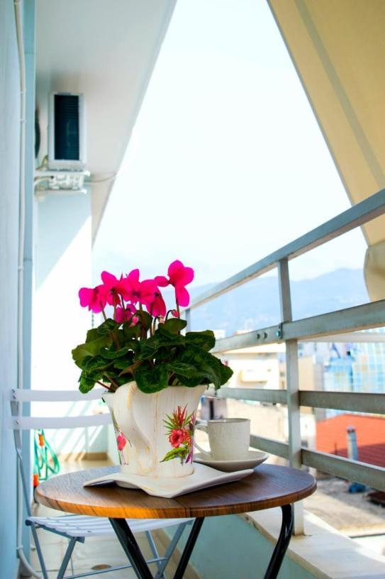 Sunny Central Luxury Apartment Волос Экстерьер фото
