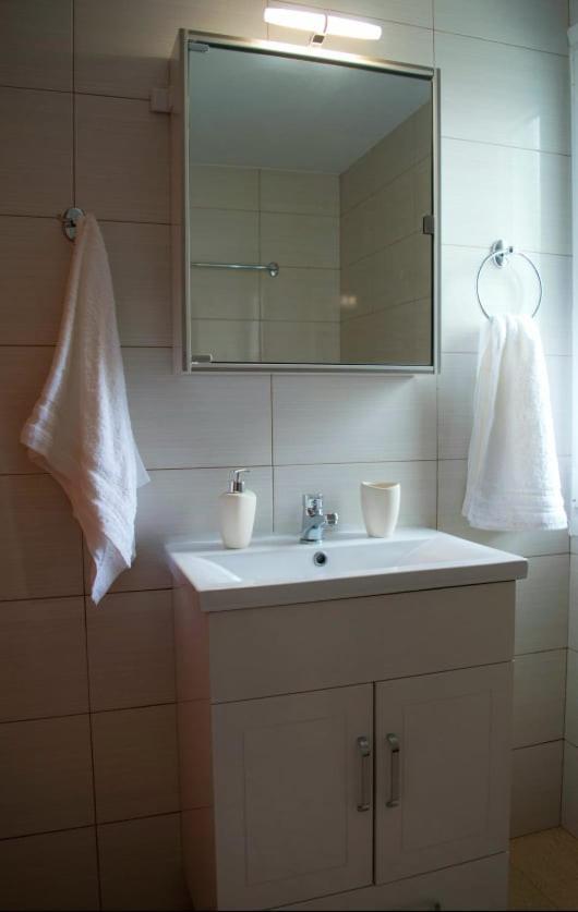 Sunny Central Luxury Apartment Волос Экстерьер фото